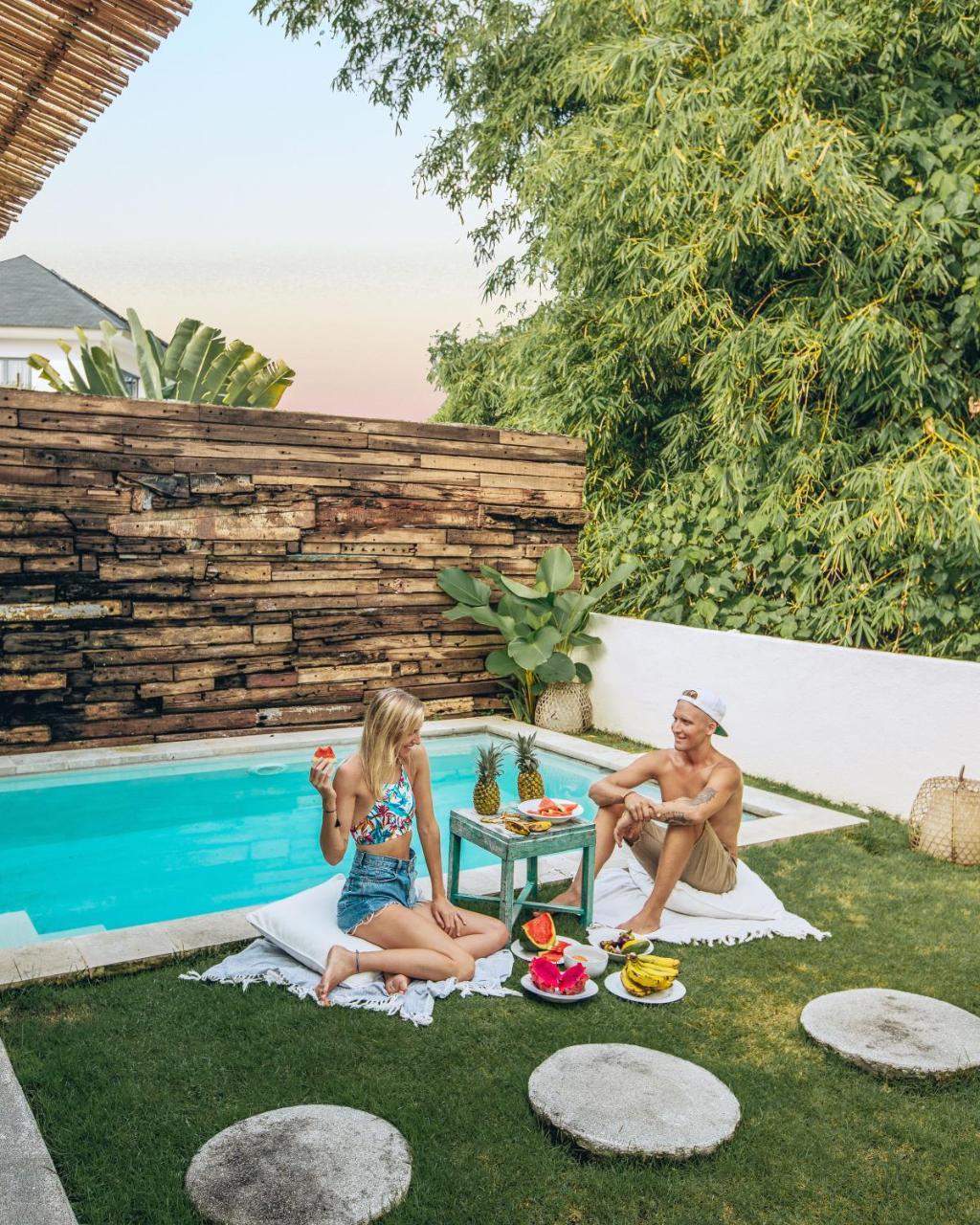 One-Bedroom Apartment with Private Pool