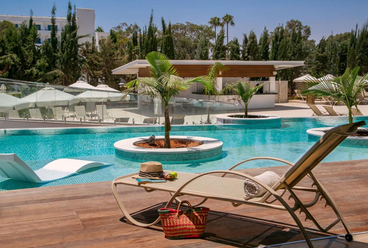 Double or Twin Room Pool Access