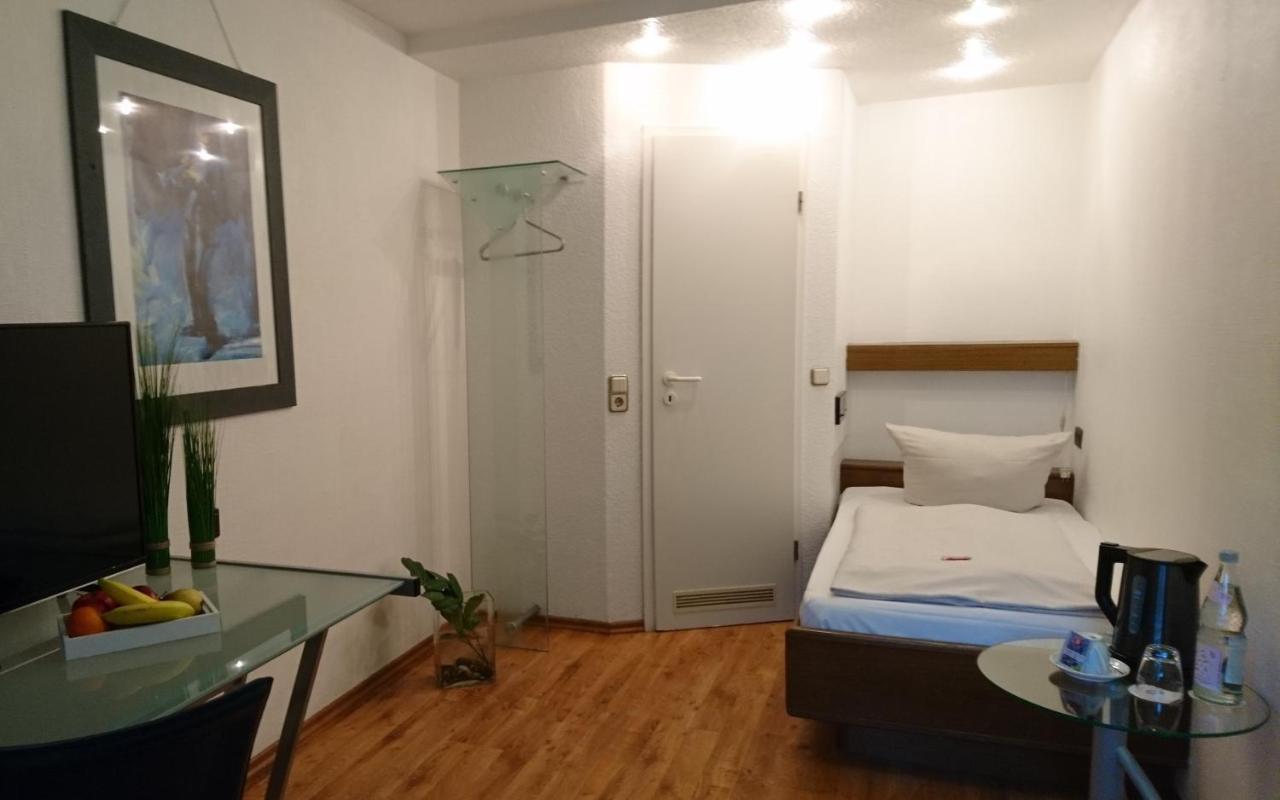 Standard Single Room,749731811:JPEG