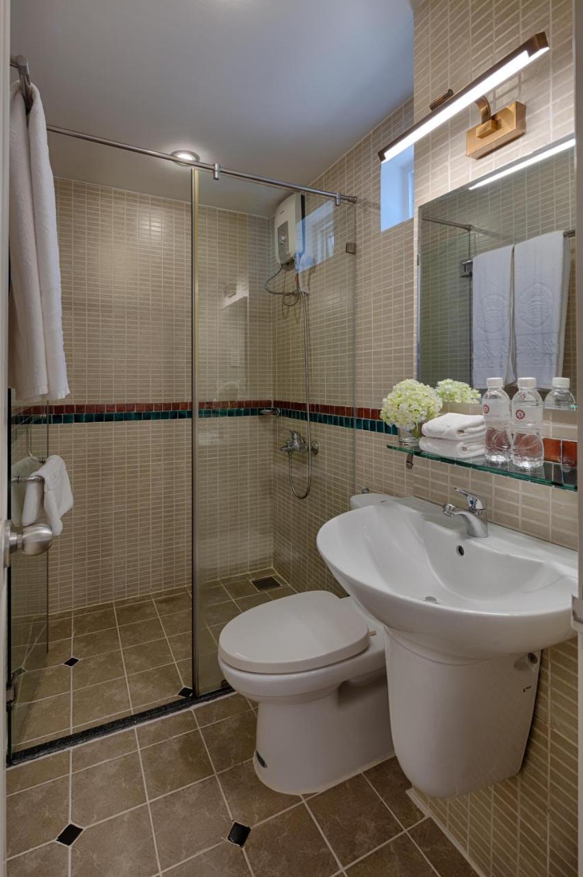 Deluxe Double Room,1716753965:JPEG