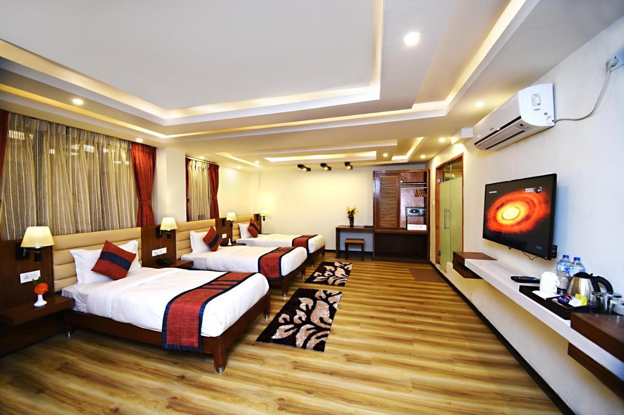Deluxe Triple Room Complimentary Airport Pick up or Drop