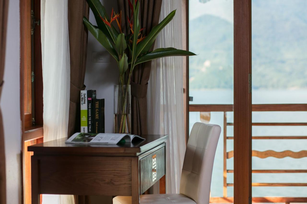 Executive Lake View Suite with Balcony