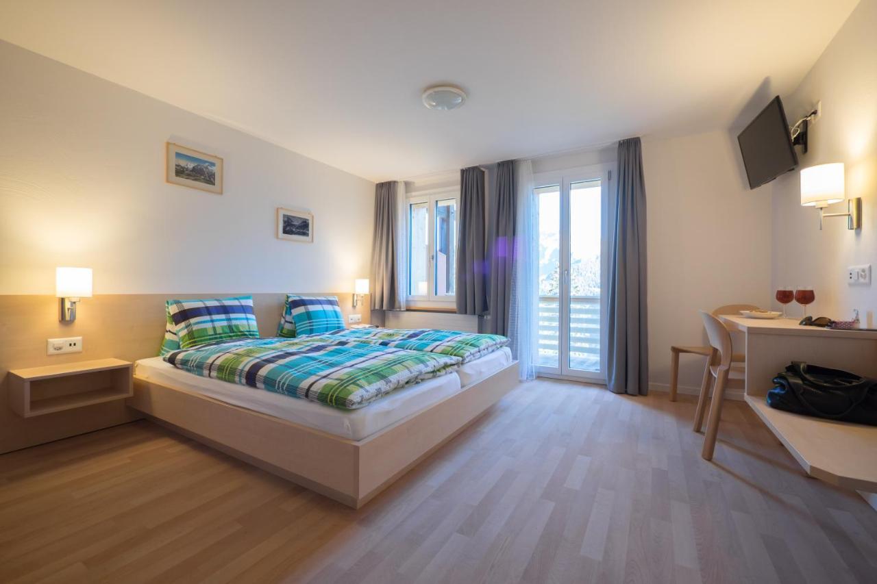 Deluxe Double Room Balcony Mountain View
