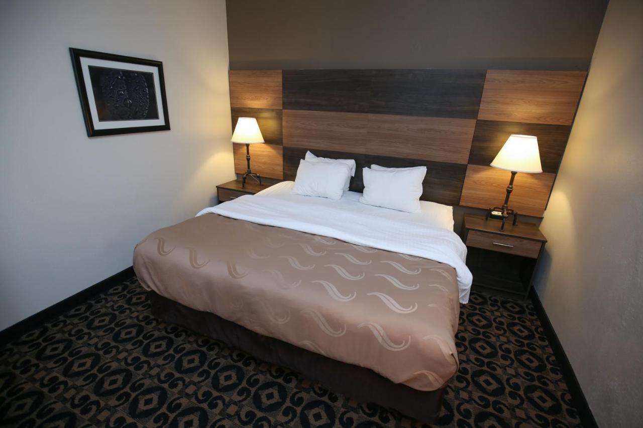 King Room - Accessible/Non-Smoking