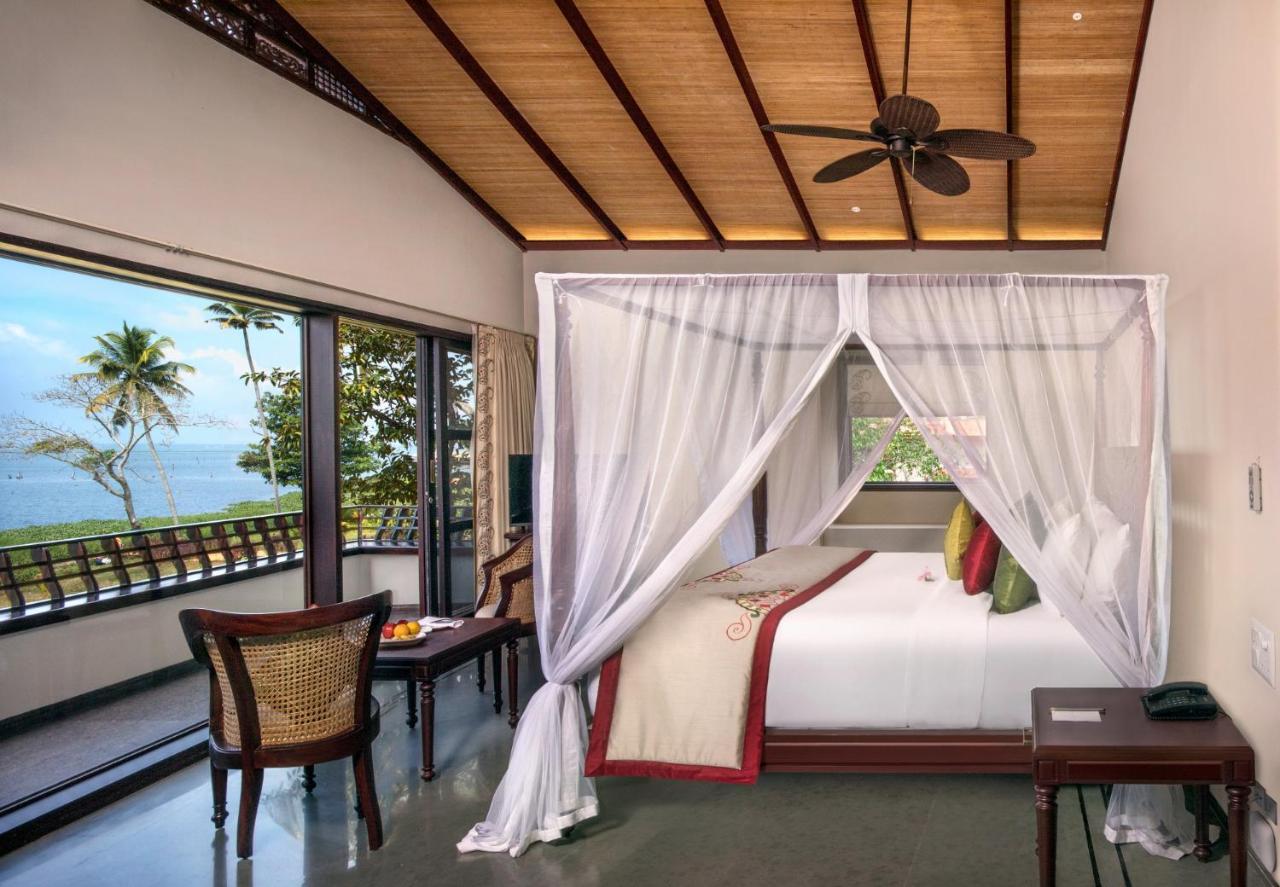 Superior Villa with Lake View