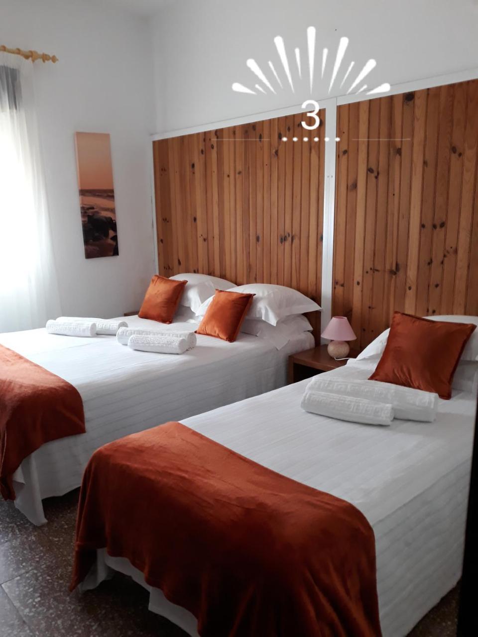 Triple Room with Private Bathroom