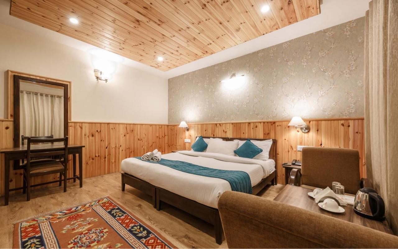 Deluxe King Suite