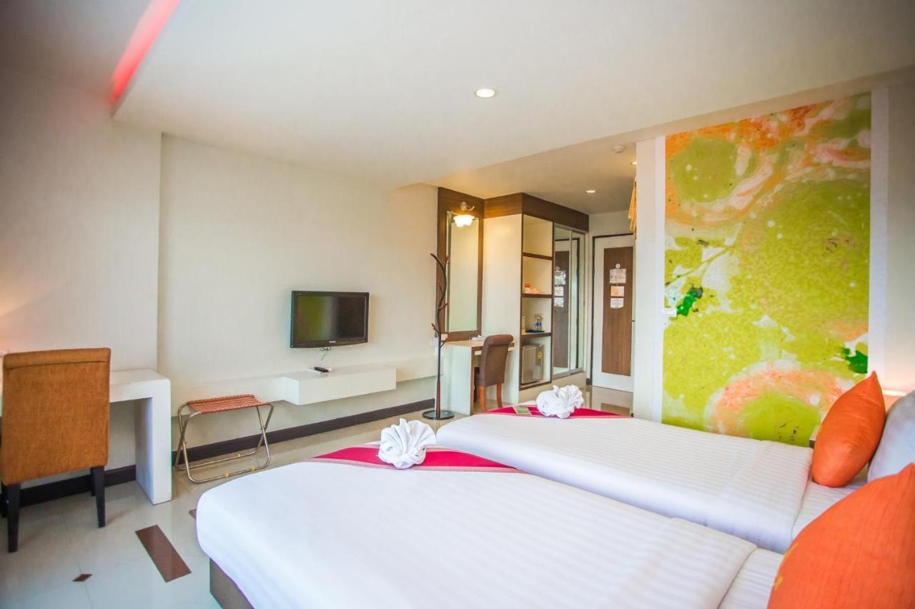 King Room with Pool View