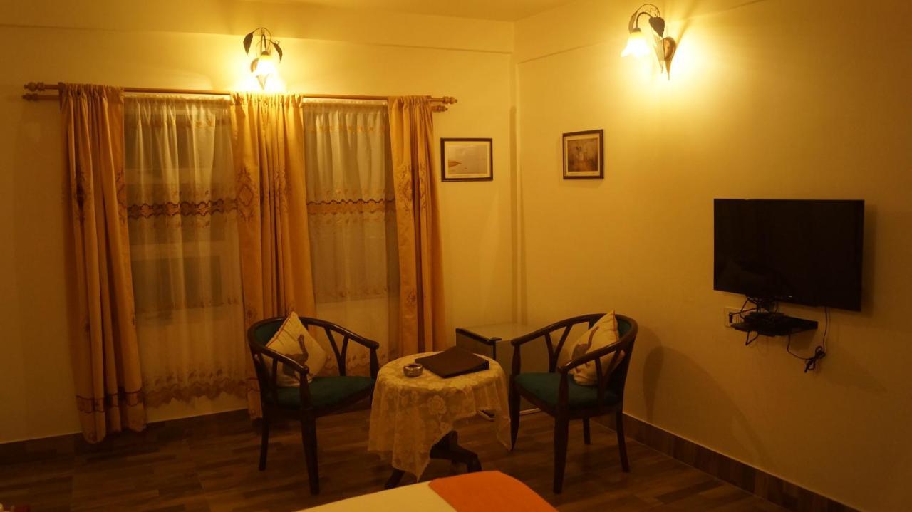 Standard Double Room,752855735:JPEG