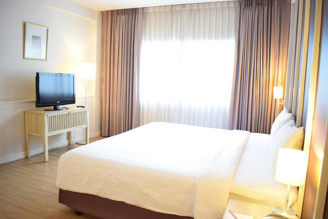 Deluxe Double or Twin Room,753029345:JPEG