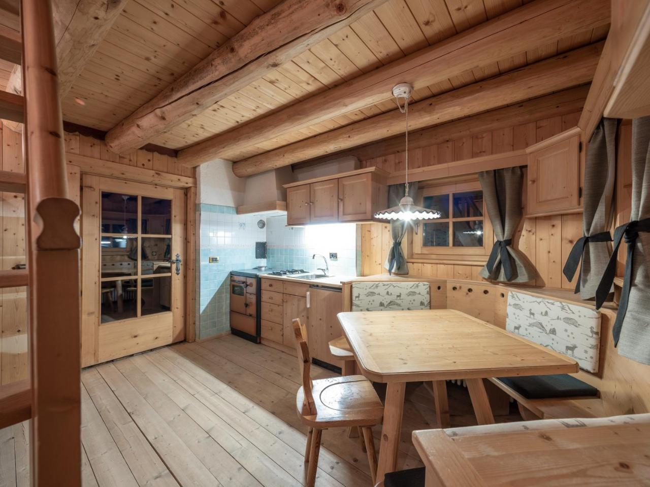 Deluxe Bungalow