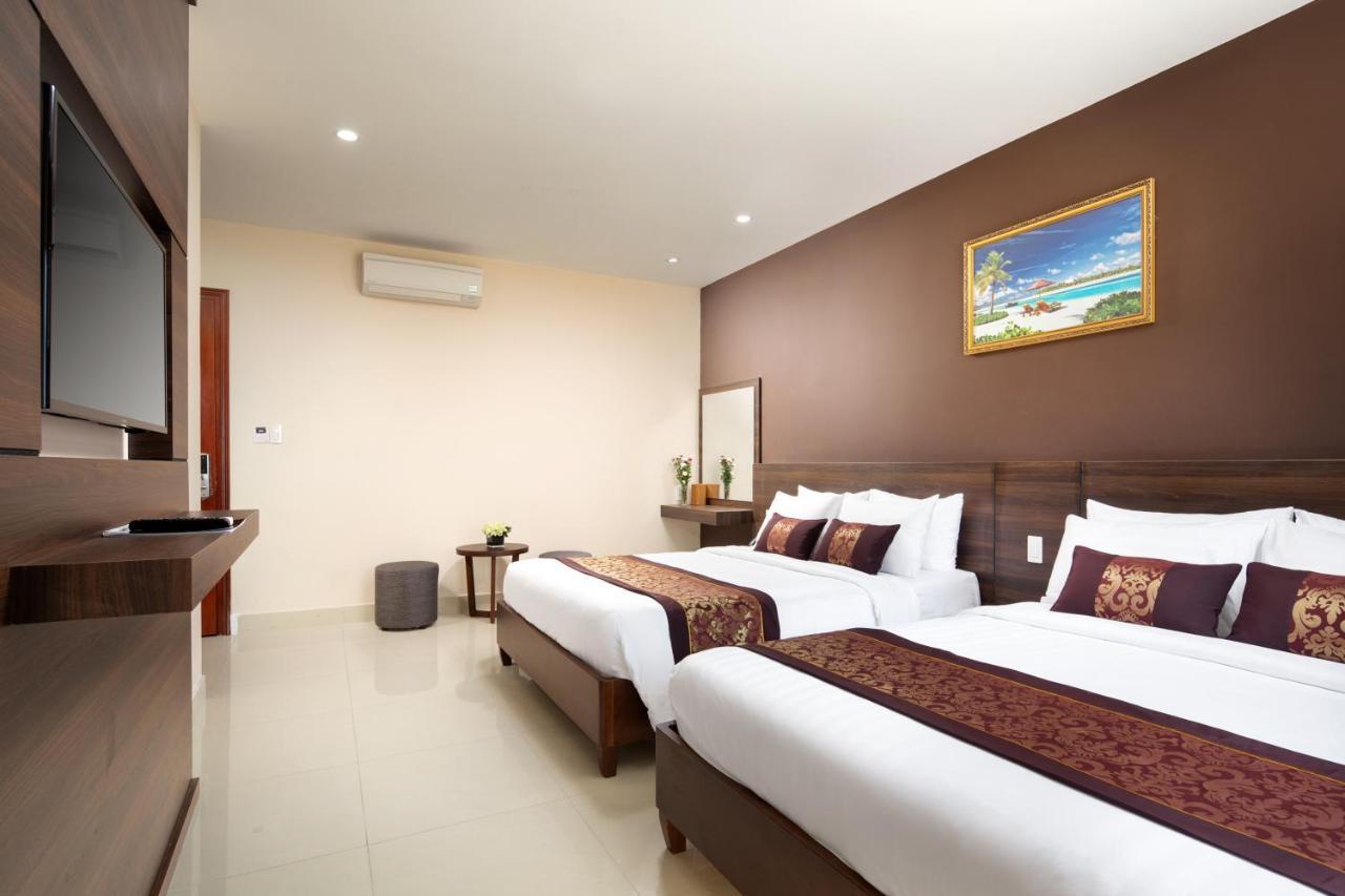 Phòng Deluxe 4 Người