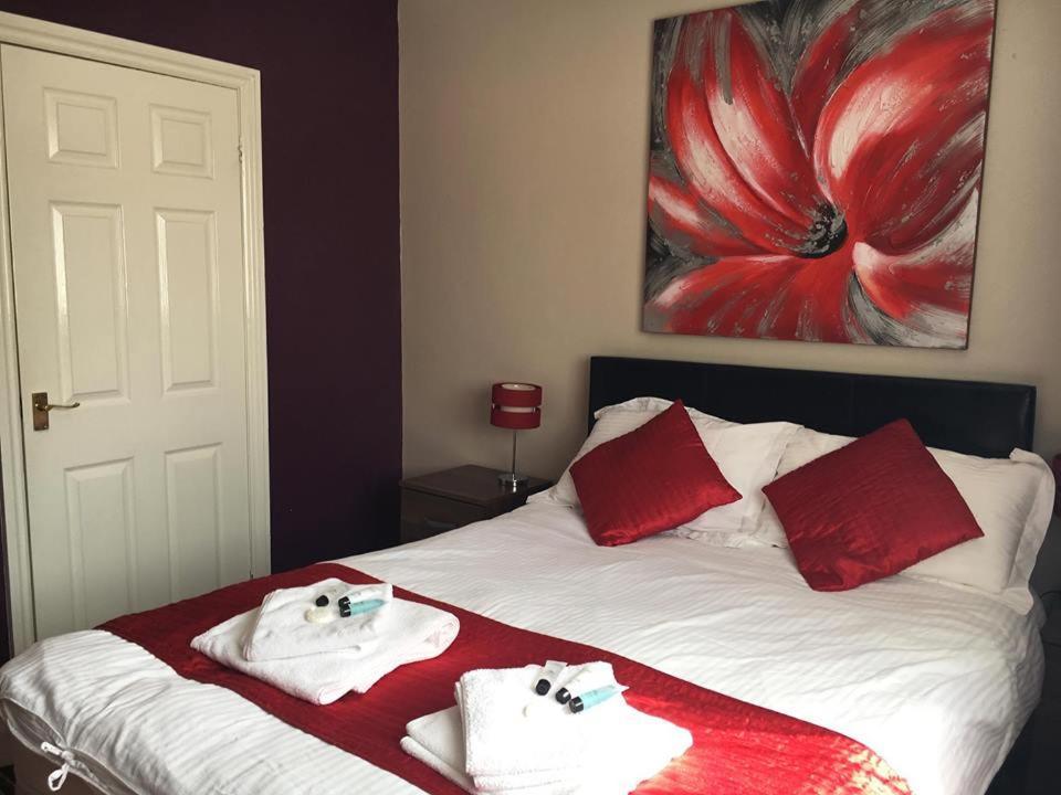 Double Room with Shared Bathroom