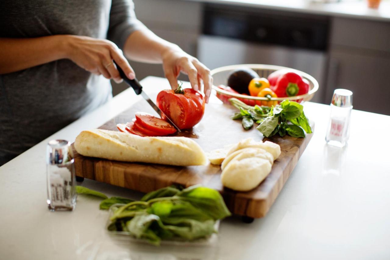 King Studio with Sofa Bed