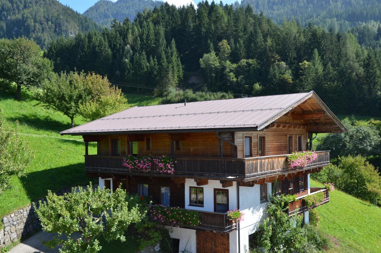 Comfort Dreibettzimmer mit Balkon – Nebengebäude