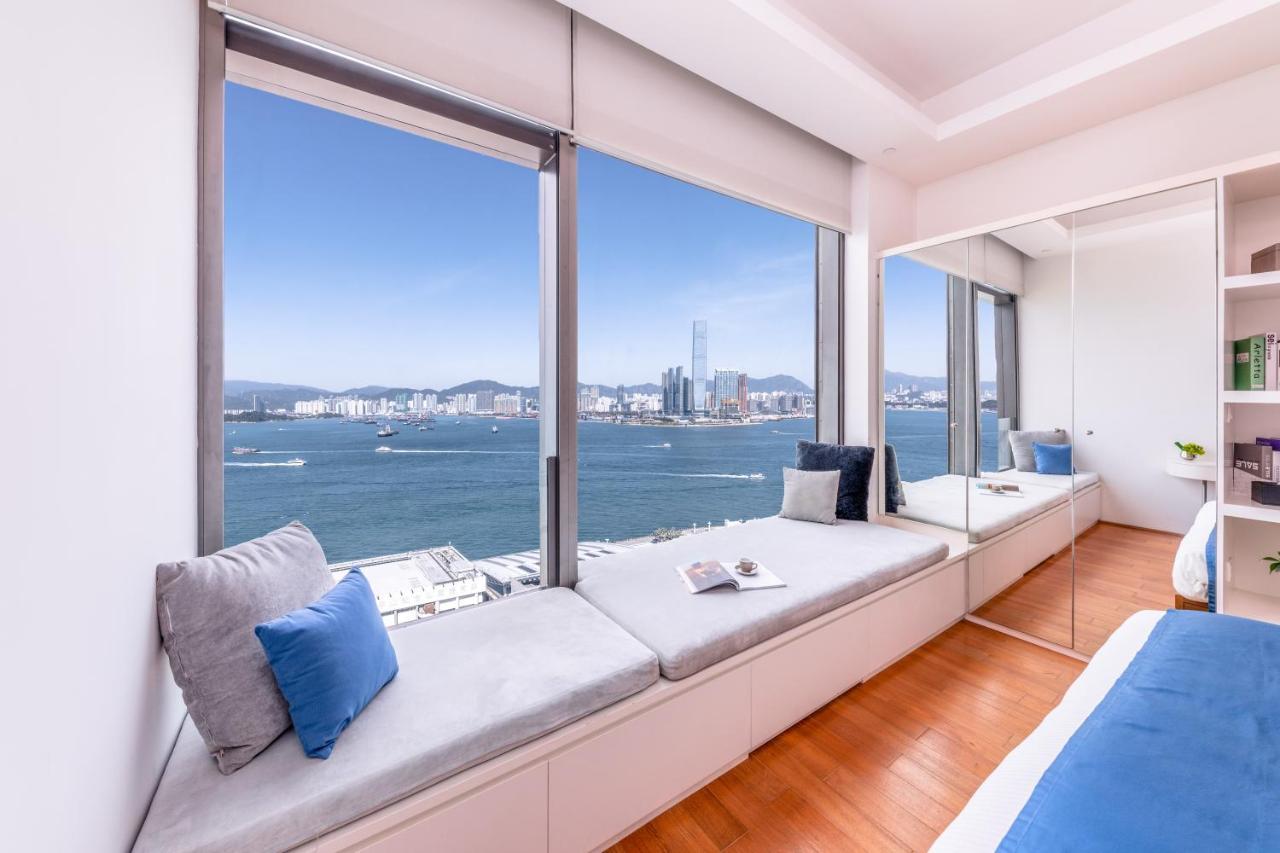 Premier Harbour View Suite
