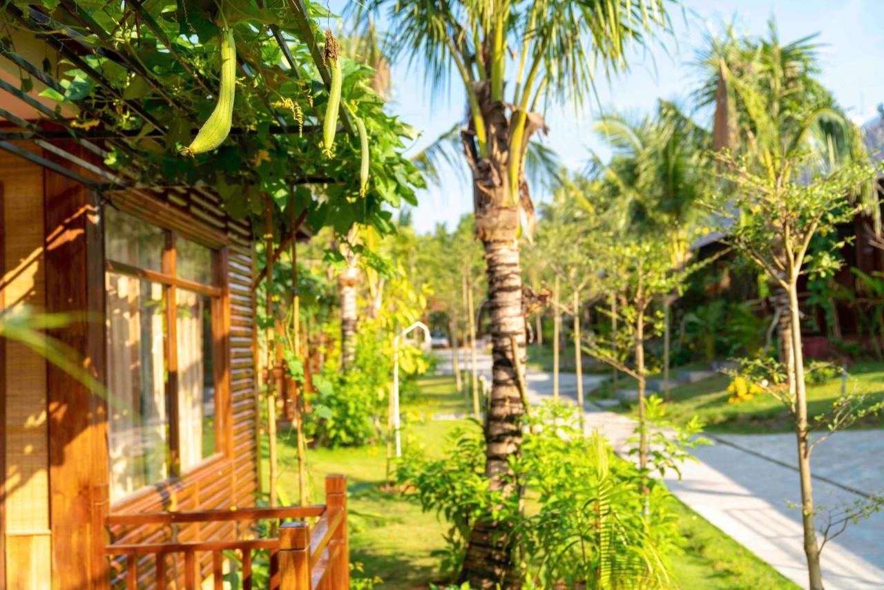 Villa with Garden View,757413193:JPEG