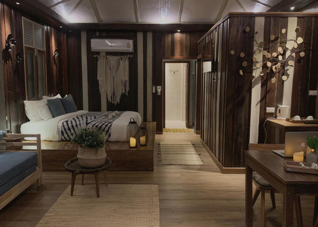 King Suite with Ocean View