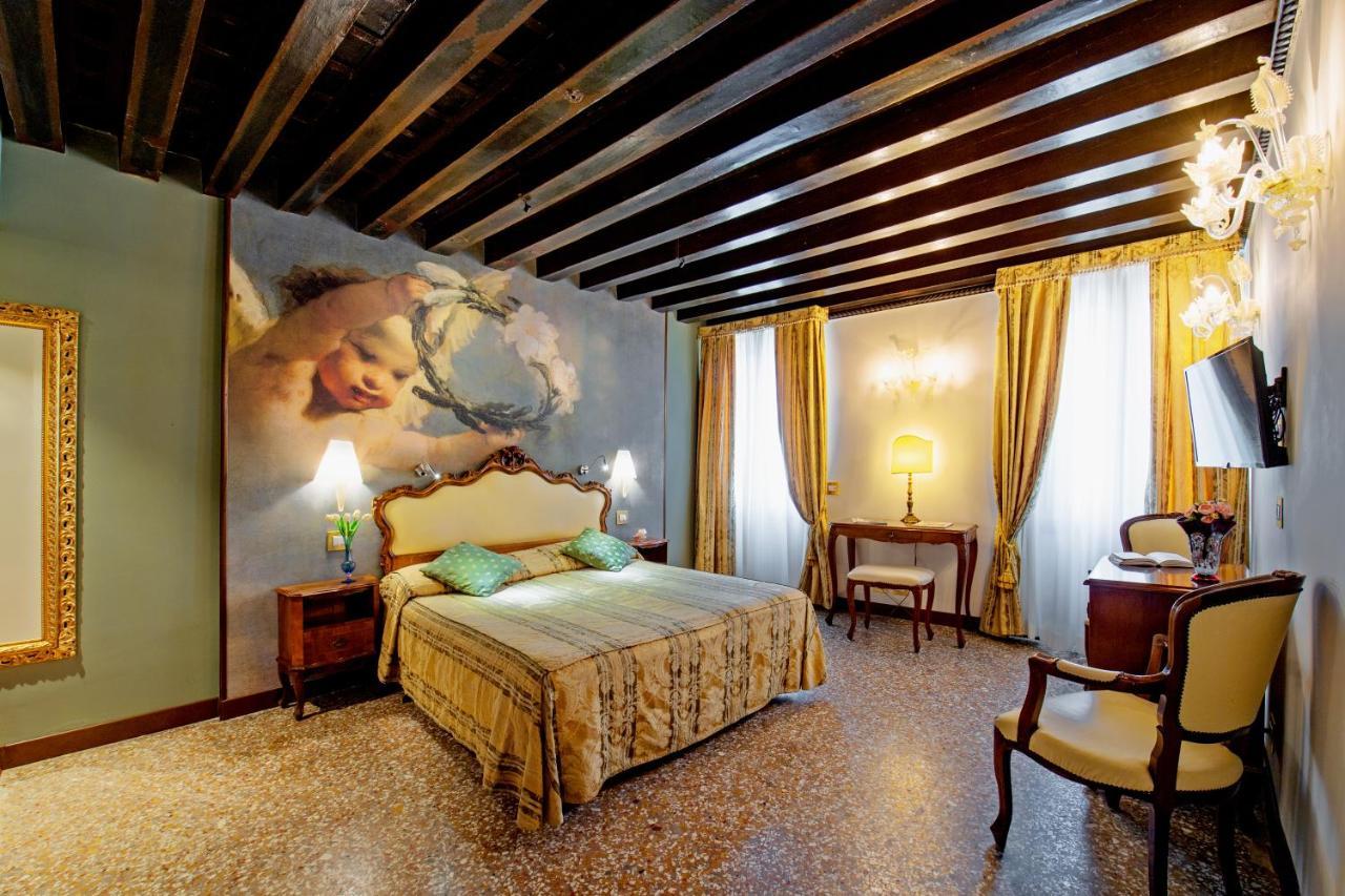 Quarto Duplo Deluxe com Vista da Praça