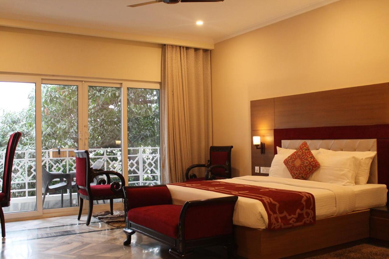 Luxury Room with Balcony,758318530:JPEG