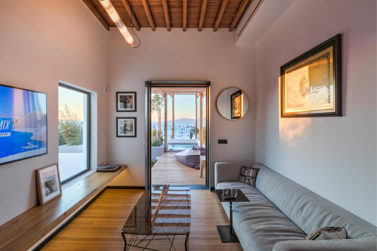 Villa 7 Chambres Nextdoor à 3 Mètres de l'Hôtel Principal (19 Personnes)