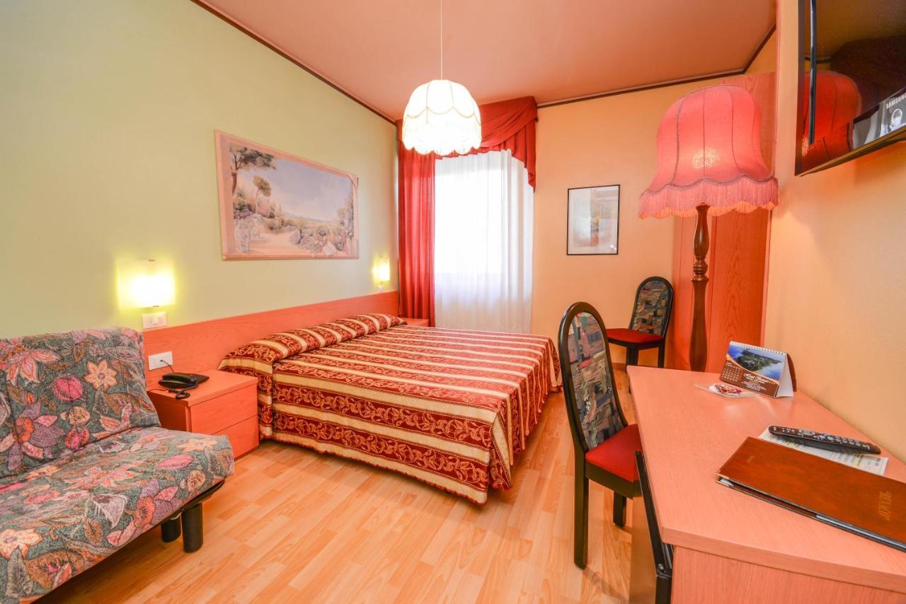 Economy Dreibettzimmer