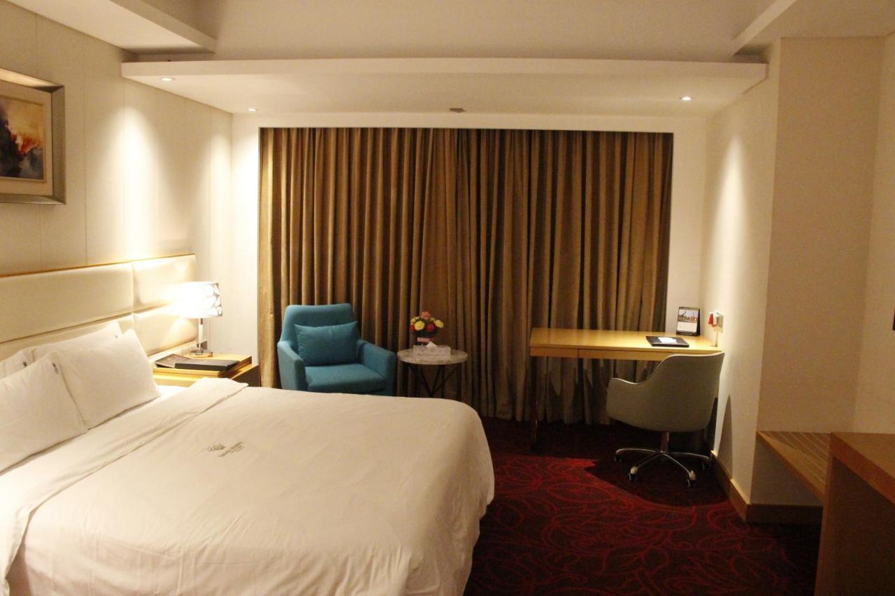 Luxury Deluxe Double Room,1214096197:JPEG