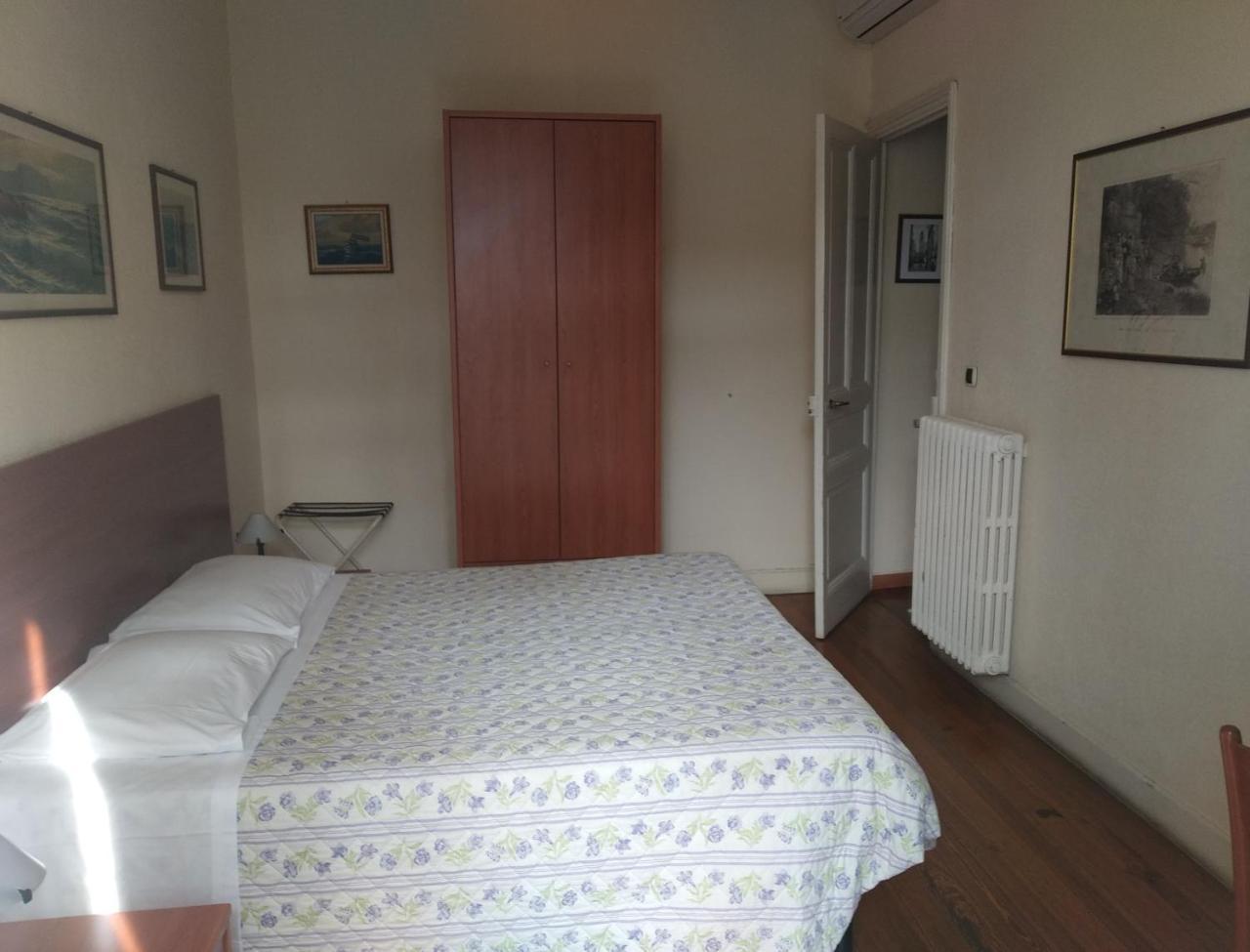 Chambre Deluxe (2 Adultes + 1 Enfant)