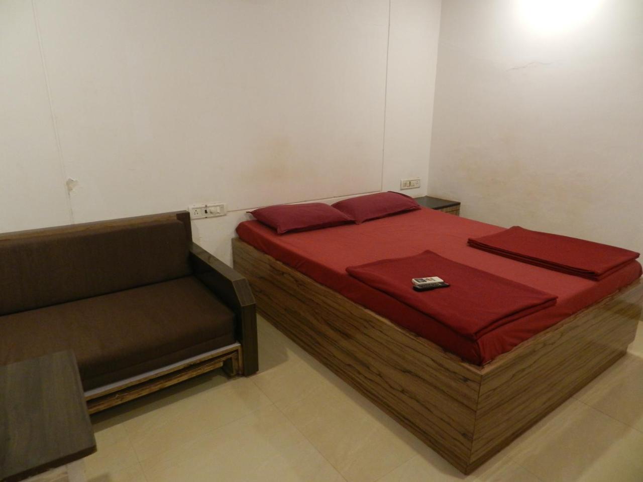 Economy Double AC Room