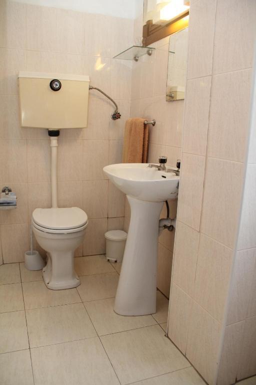 Double Room,1657860103:JPEG