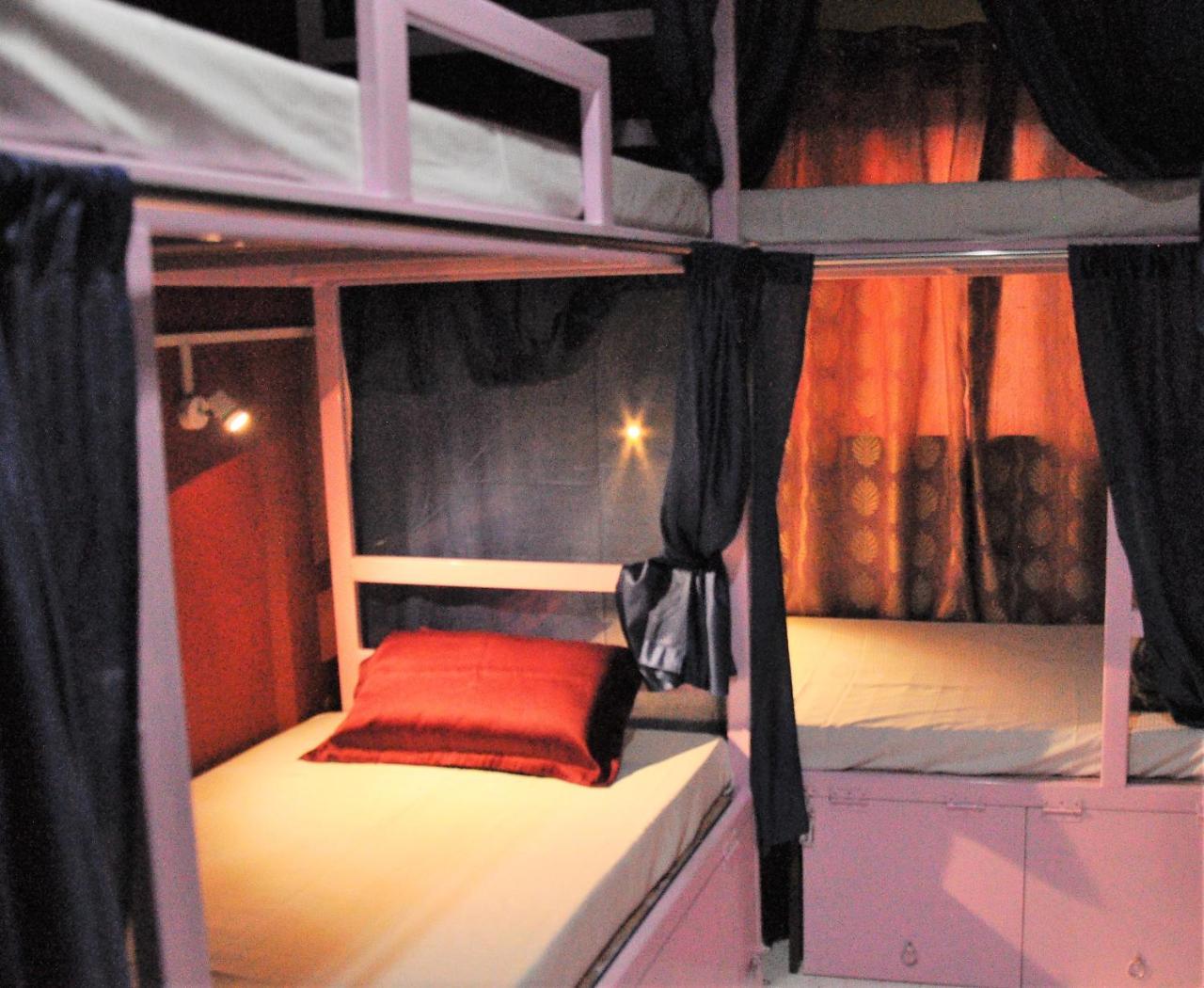 Bed 4-Bed Dormitory Room
