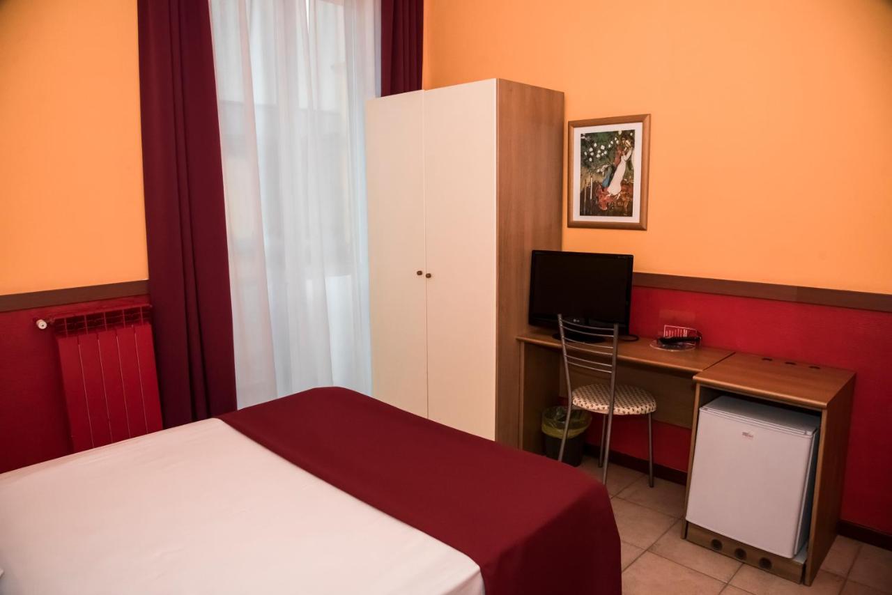 Habitación Triple Económica