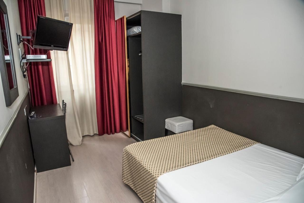 Habitación Doble Pequeña