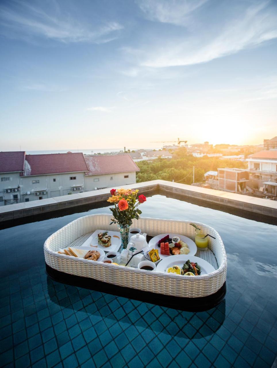 Penthouse Kirana