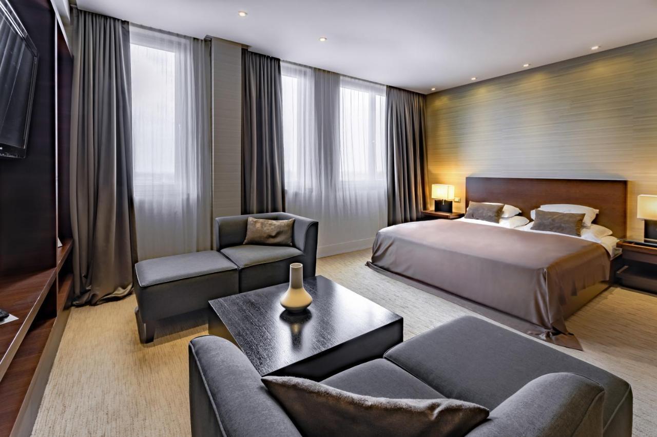 Premium Room