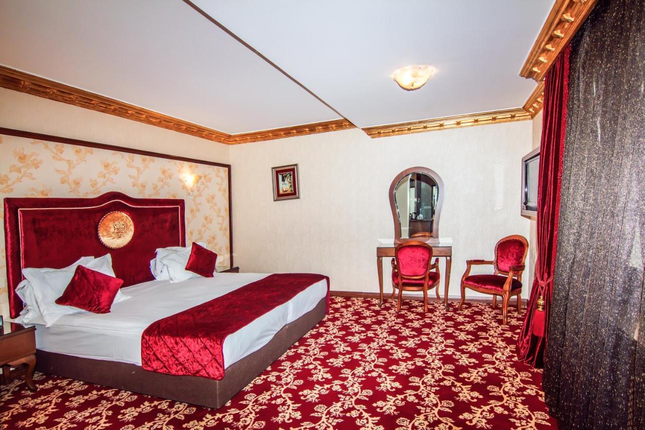 Deluxe Queen Room Balcony