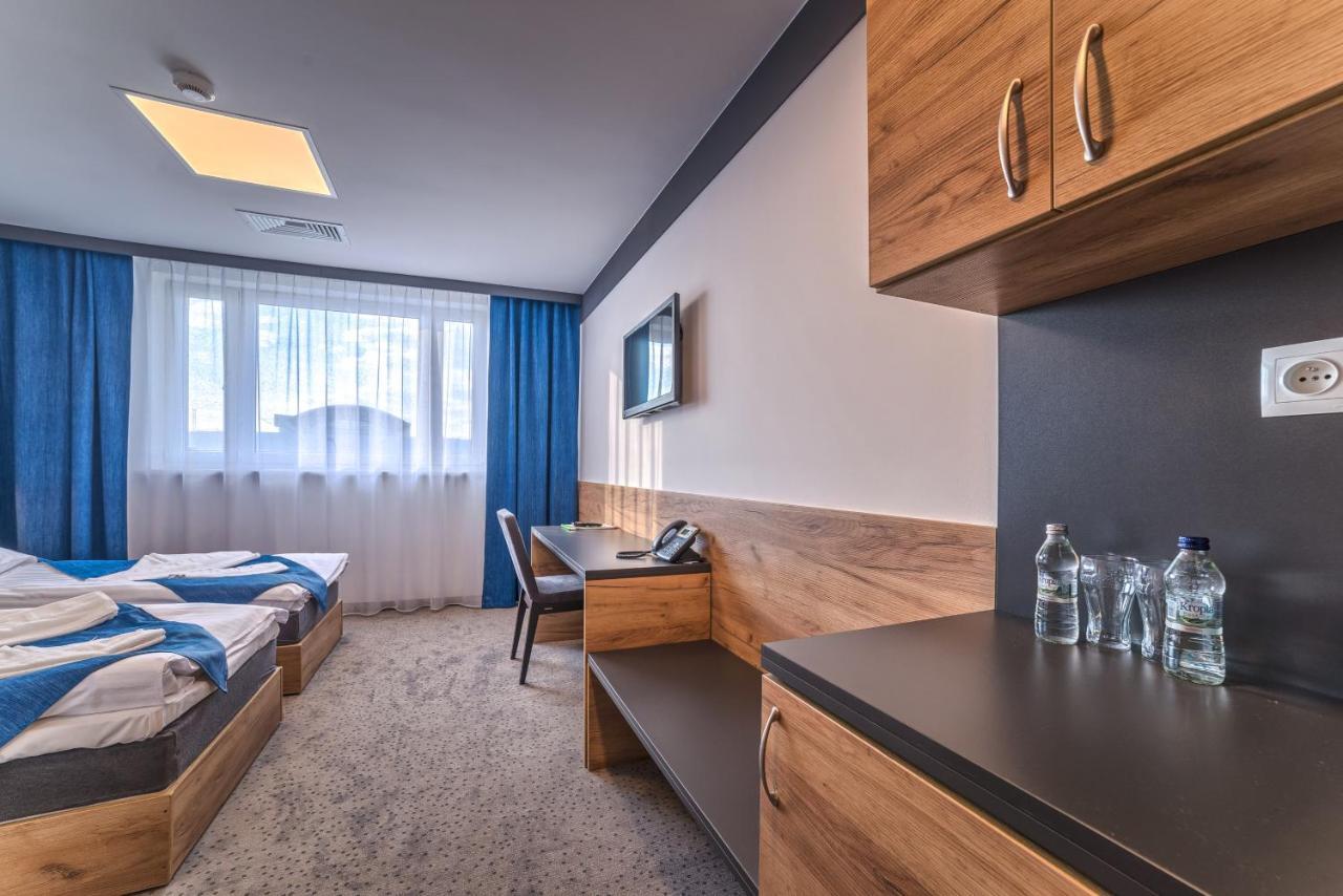 Zweibettzimmer