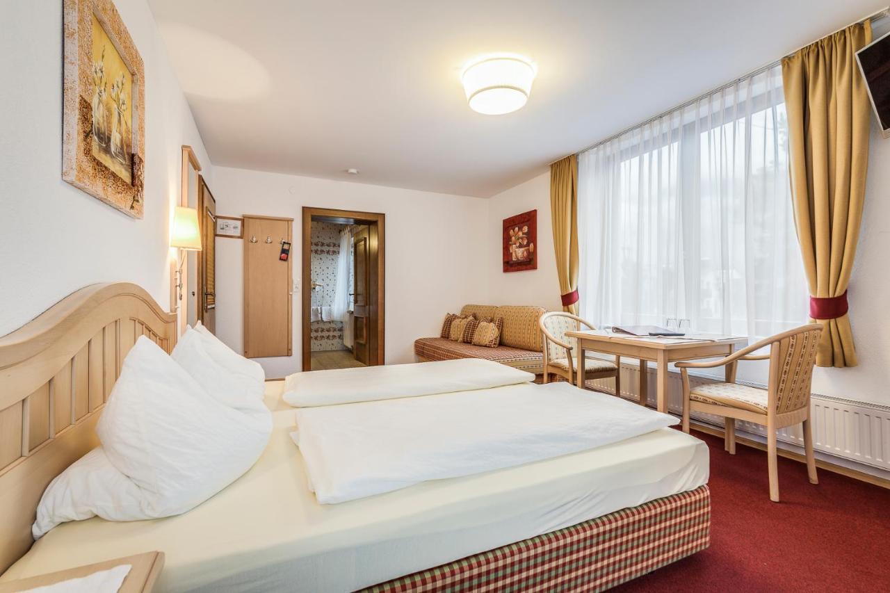Doppelzimmer mit Dusche
