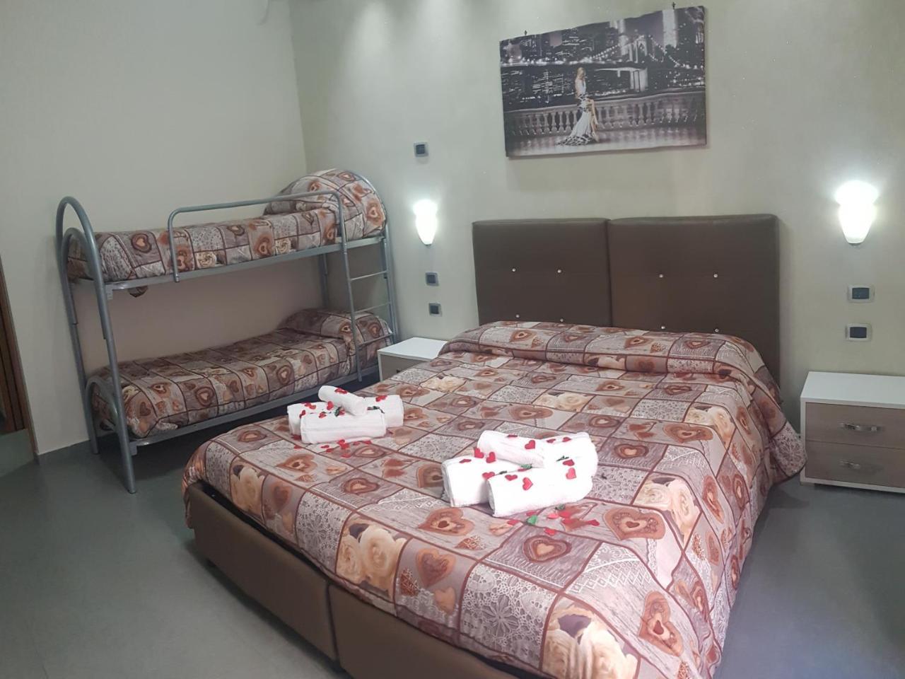 Comfort Quadruple Room,762711583:JPEG