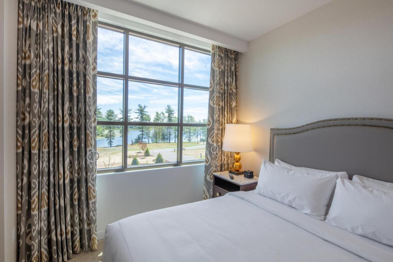 Lakeview Double King- Yoga & Wellness Activities