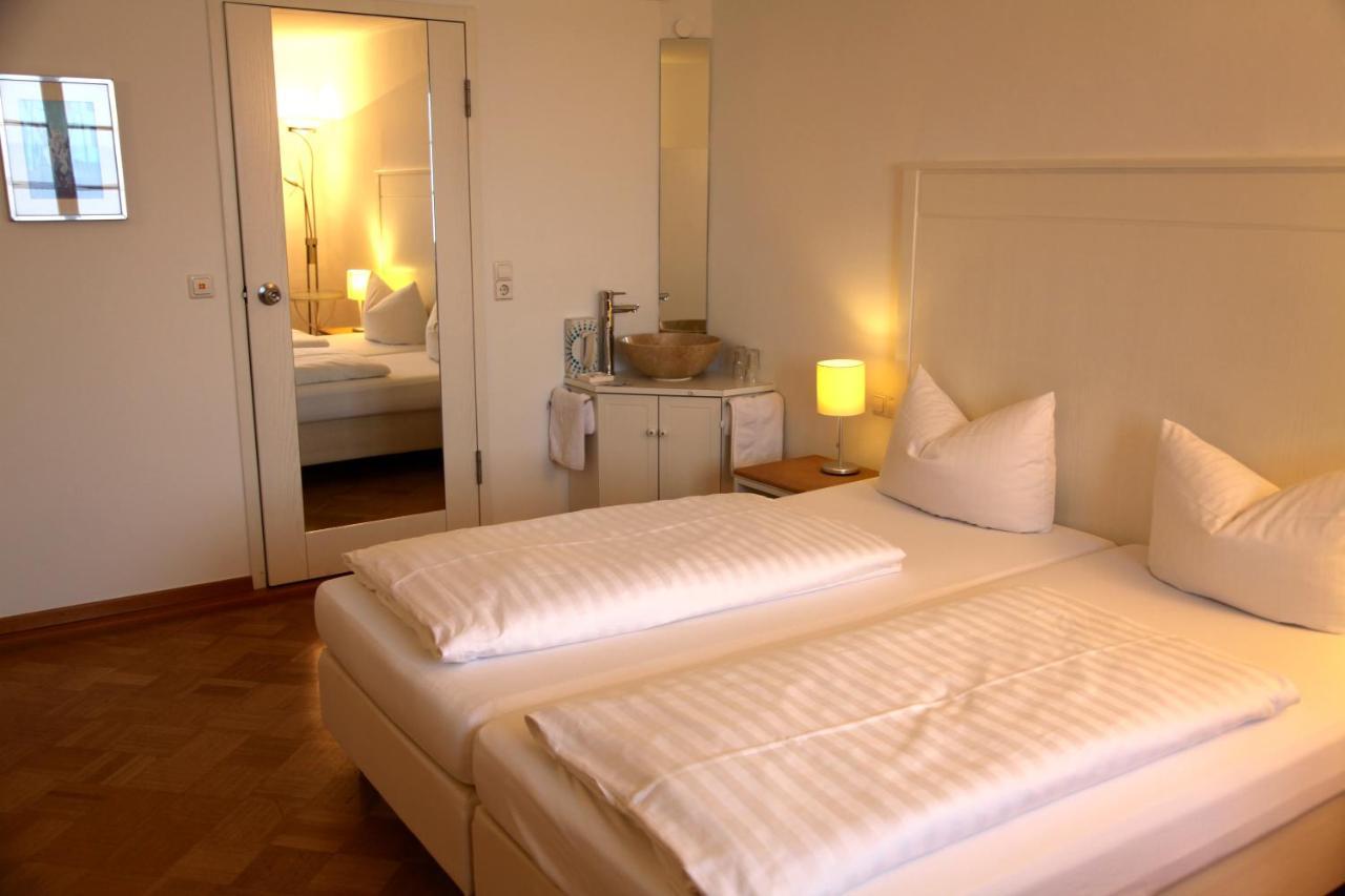 Doppelzimmer mit Seeblick