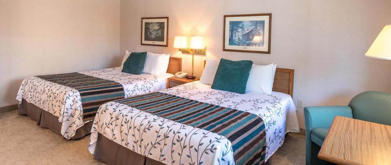 Standard Queen Room Two Queen Beds