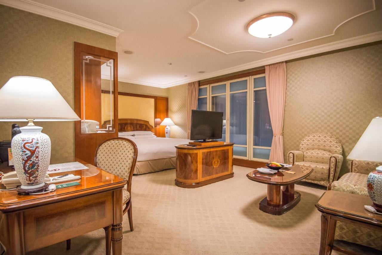 Superior Suite