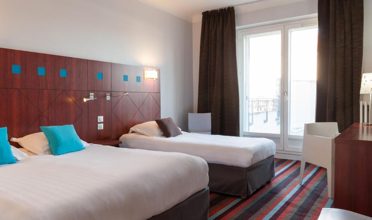 Comfort Quadruple Room (1 double bed, 1 single bed, 1 child bed)