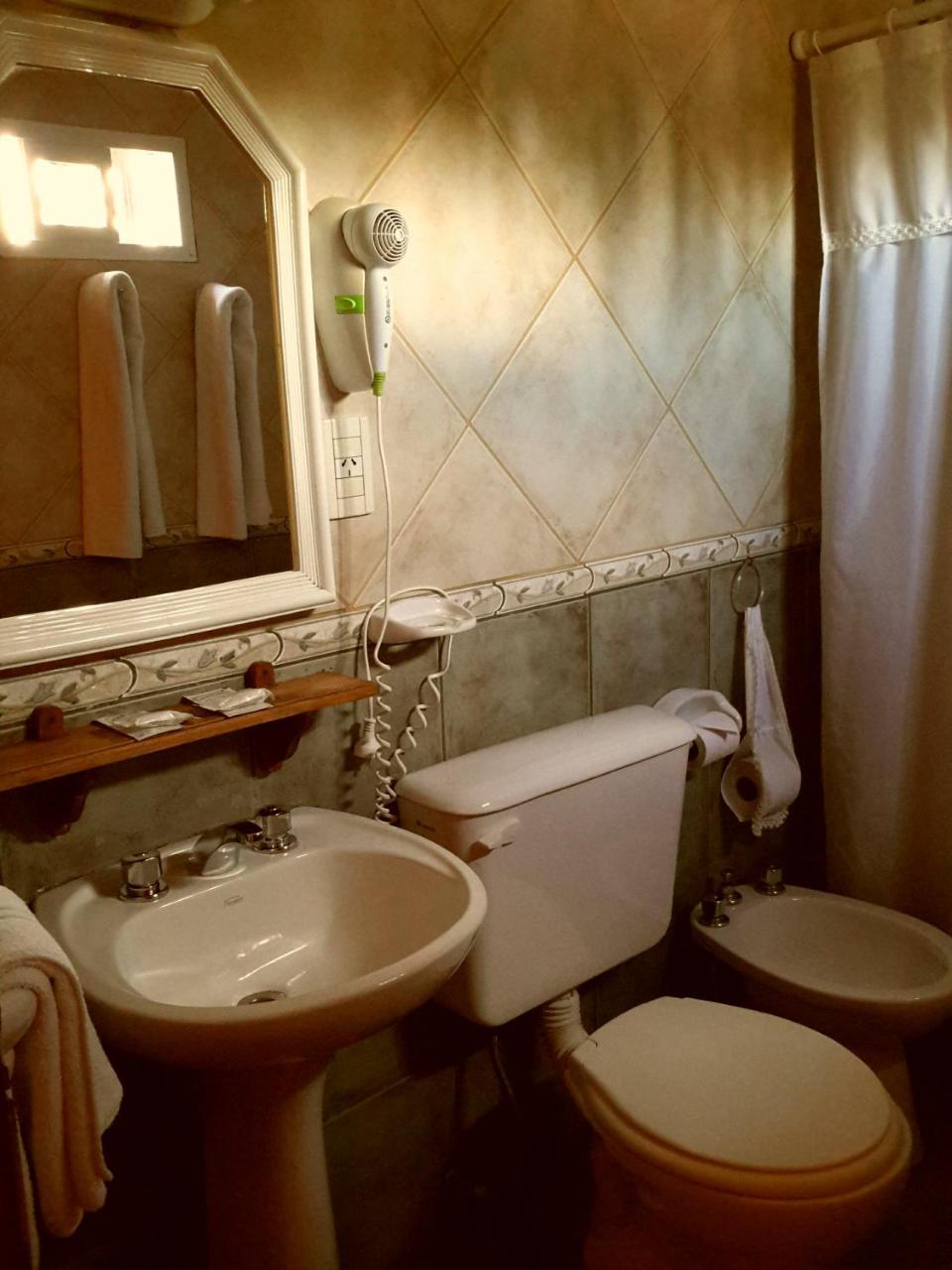 Standard Double or Twin Room,1333529456:JPEG