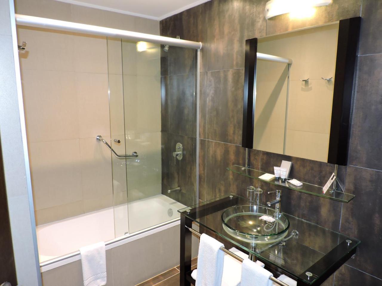 King Room,1213787401:JPEG