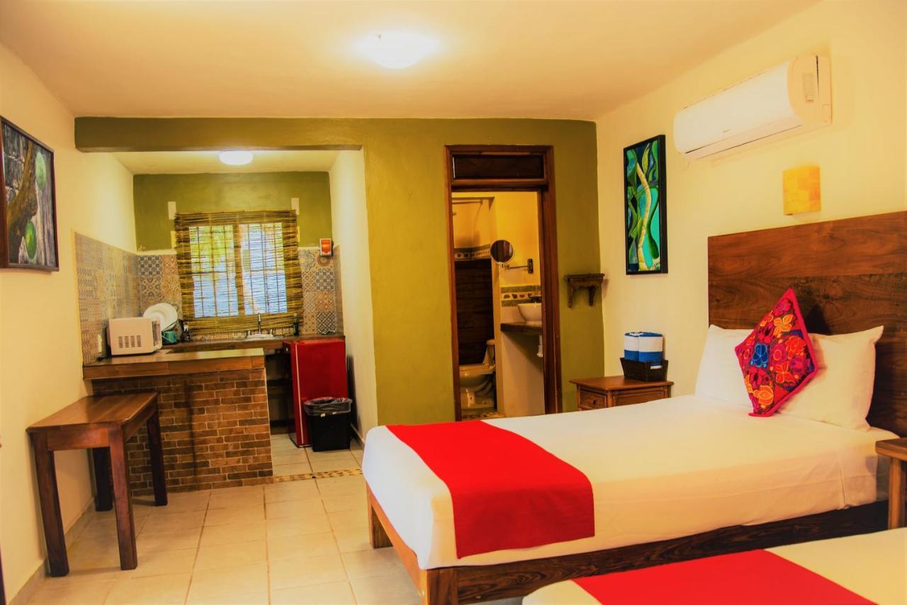 Twin Room Private Bathroom