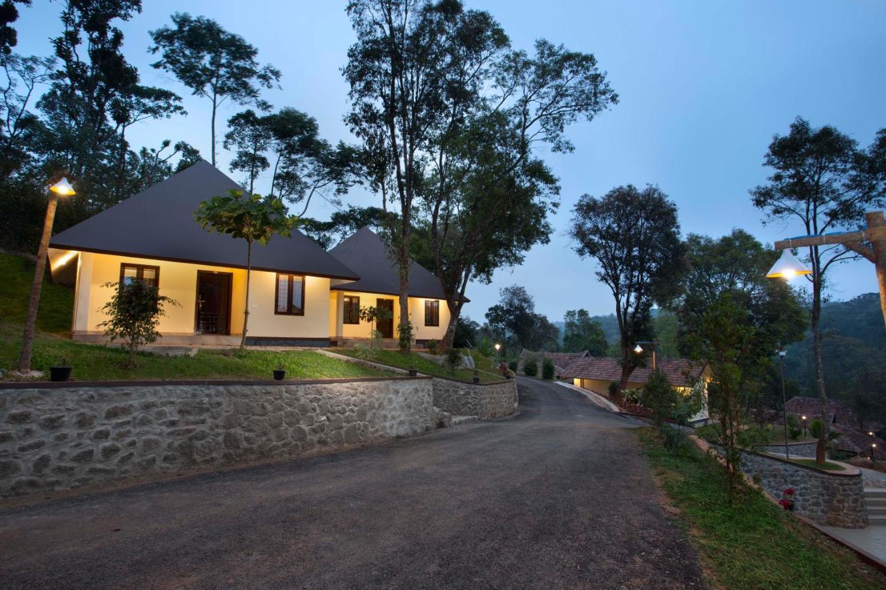 Villa with Garden View