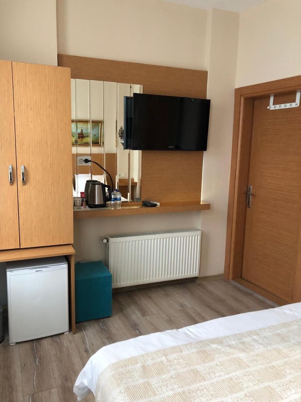 Budget Double Room,766755514:JPEG