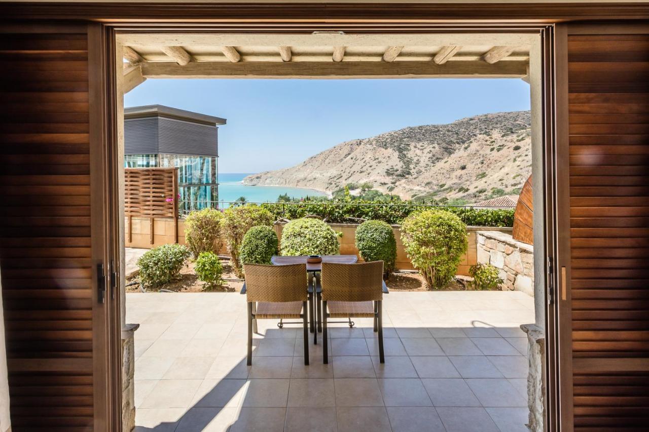 Executive Suite Sea View Eagle's Nest with a Private Pool